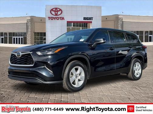 2022 Toyota Highlander L