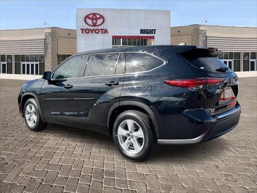 2022 Toyota Highlander L