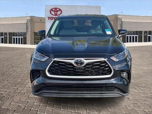 2022 Toyota Highlander L