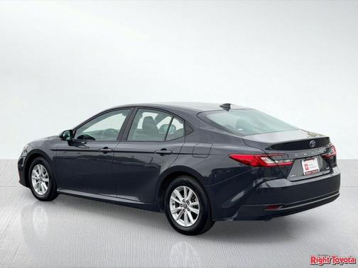 Underground 2025 Toyota Camry LE