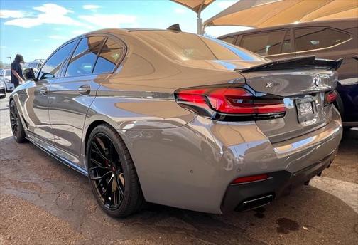 Bernina Grey Amber Effect Metallic 2022 BMW M550 i Xdrive
