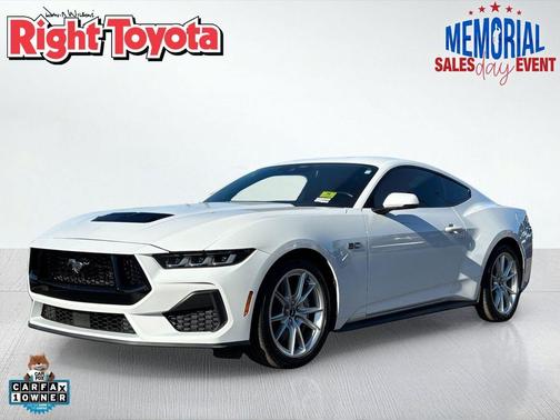 Oxford White 2024 Ford Mustang GT Premium