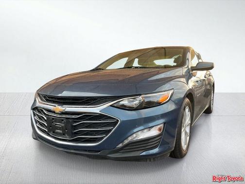 Lakeshore Blue Metallic 2024 Chevrolet Malibu FWD 1LT