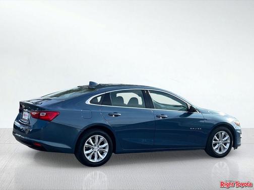 Lakeshore Blue Metallic 2024 Chevrolet Malibu FWD 1LT