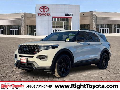2023 Ford Explorer ST