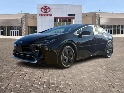 2026 Toyota Prius Plug-In Hybrid SE