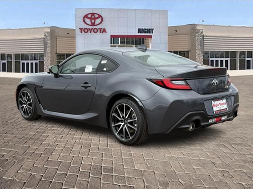2025 Toyota GR86 Base