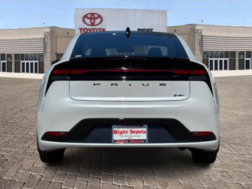 2026 Toyota Prius L