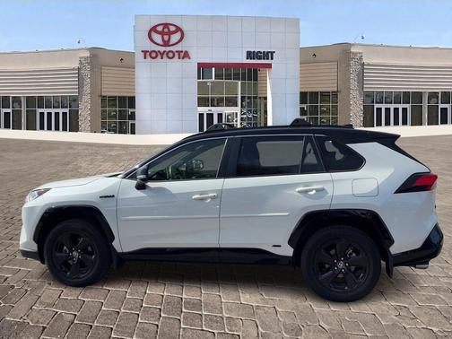 2020 Toyota RAV4 Hybrid SE