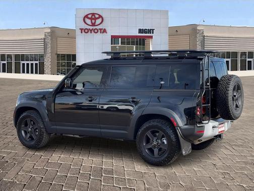 2023 Land Rover Defender 110 S