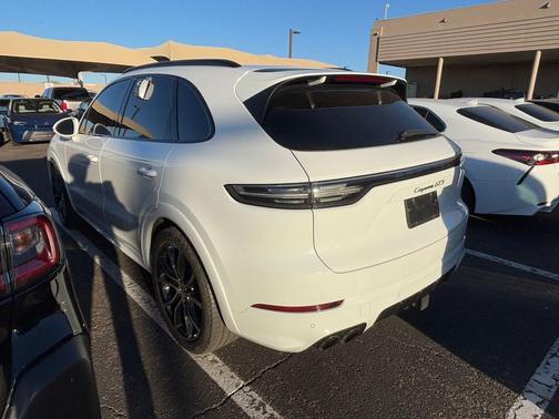 2021 Porsche Cayenne GTS