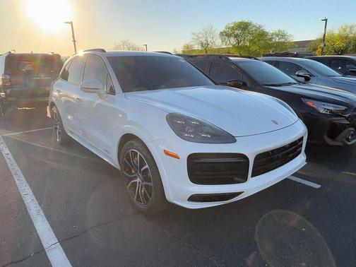 2021 Porsche Cayenne GTS
