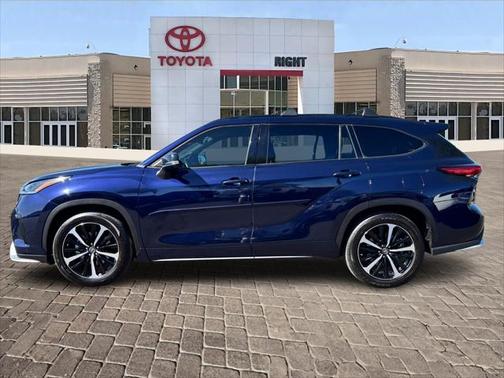2022 Toyota Highlander XSE