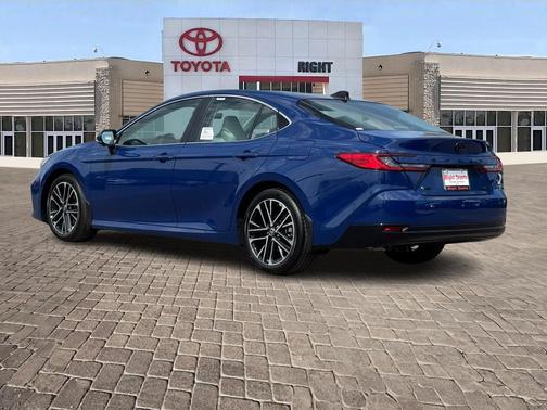 2025 Toyota Camry XLE