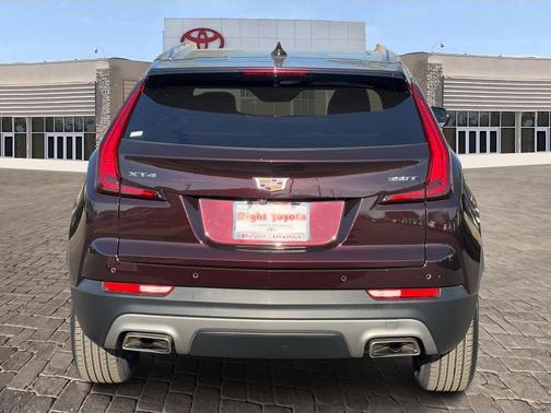 2021 Cadillac XT4 Premium Luxury