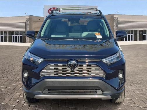 2022 Toyota RAV4 Limited