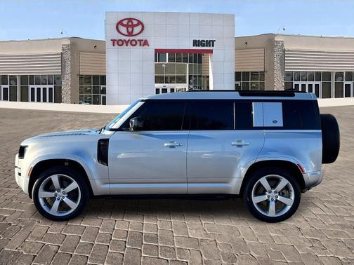 2022 Land Rover Defender 110 XS Edition