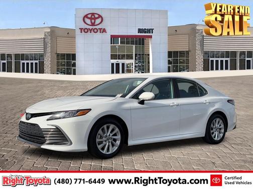 2024 Toyota Camry LE