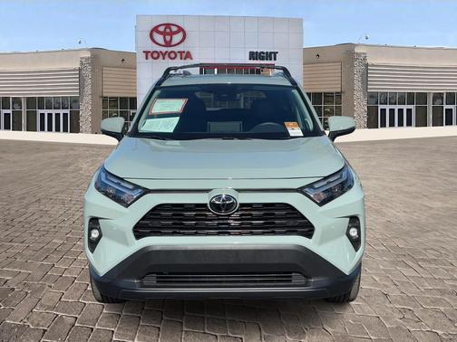 2022 Toyota RAV4 XLE Premium