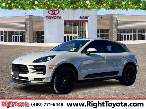 2021 Porsche Macan Base