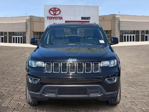 2022 Jeep Grand Cherokee Laredo