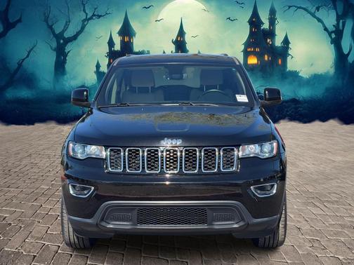 2022 Jeep Grand Cherokee Laredo