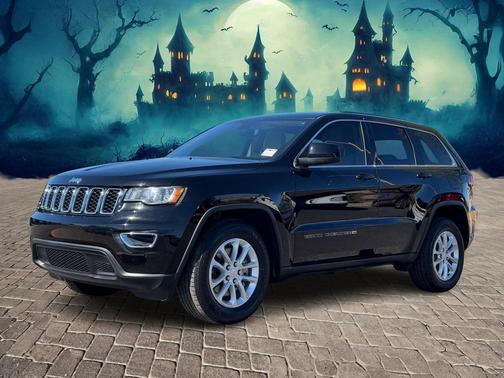 2022 Jeep Grand Cherokee Laredo
