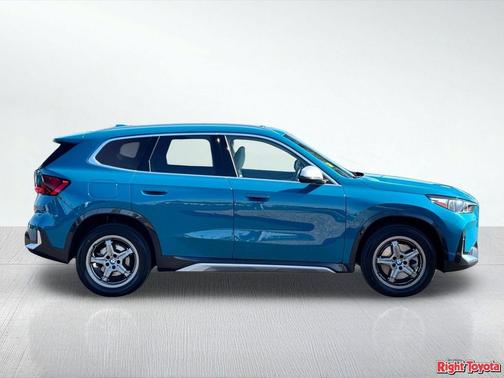 Blue Bay Lagoon Metallic 2023 BMW X1 xDrive28i