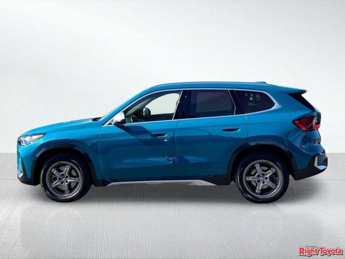 Blue Bay Lagoon Metallic 2023 BMW X1 xDrive28i