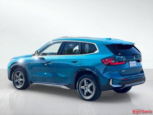 Blue Bay Lagoon Metallic 2023 BMW X1 xDrive28i