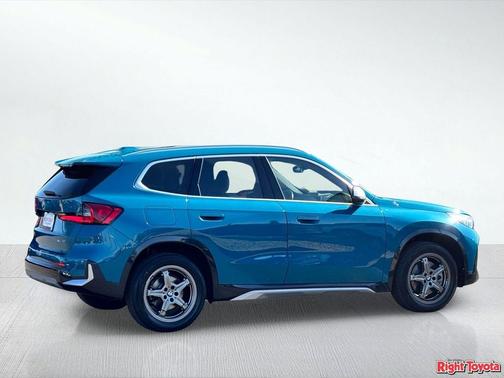 Blue Bay Lagoon Metallic 2023 BMW X1 xDrive28i