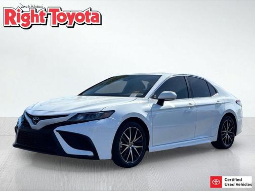Ice Cap 2023 Toyota Camry SE