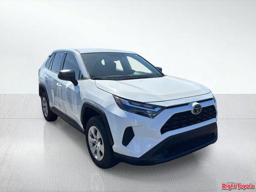 Ice Cap 2023 Toyota RAV4 LE