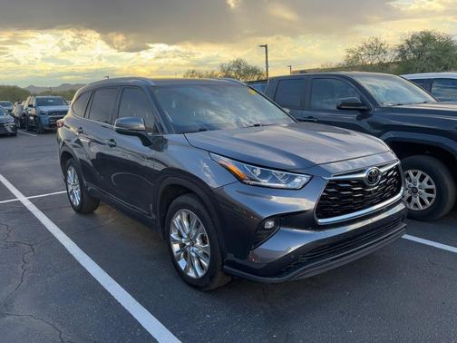 2021 Toyota Highlander Limited