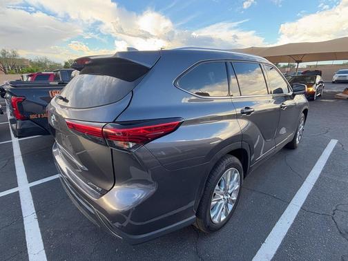 2021 Toyota Highlander Limited