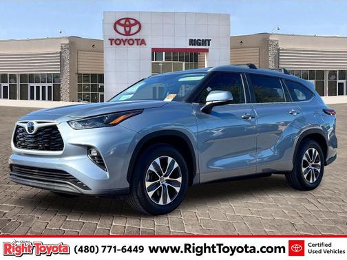 2024 Toyota Highlander XLE