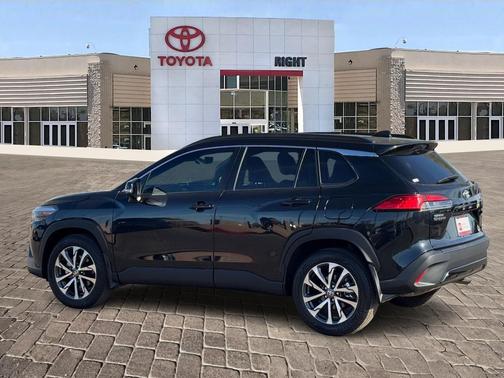 2024 Toyota Corolla Cross XLE