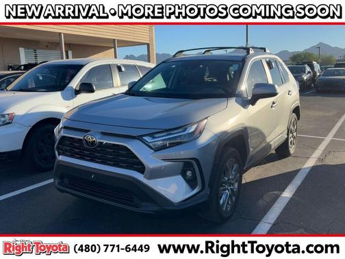 2023 Toyota RAV4 XLE Premium