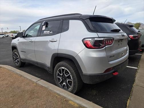 2024 Jeep Compass Trailhawk