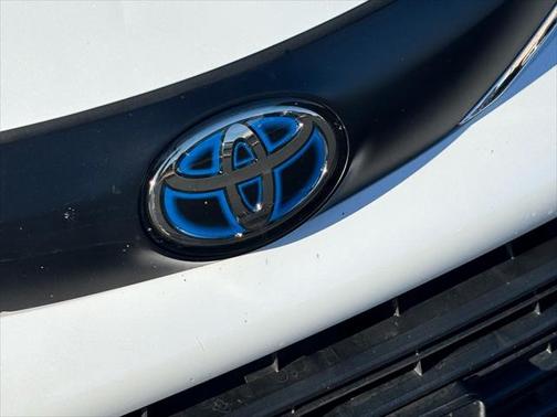 2023 Toyota Sienna XLE 8 Passenger