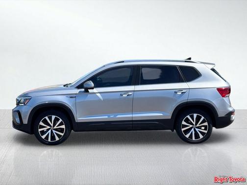 Pyrite Silver Metallic 2022 Volkswagen Taos 1.5T SE