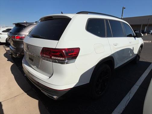 2023 Volkswagen Atlas 2.0T SE w/Technology