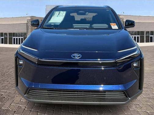 2026 Toyota bZ XLE Plus