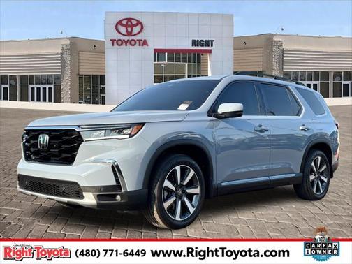 2025 Honda Pilot Touring 8-Passenger