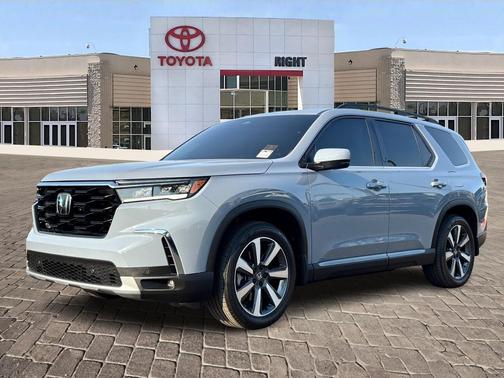 2025 Honda Pilot Touring 8-Passenger
