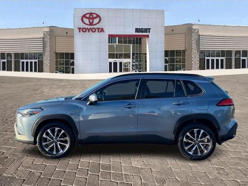 2024 Toyota Corolla Cross XLE