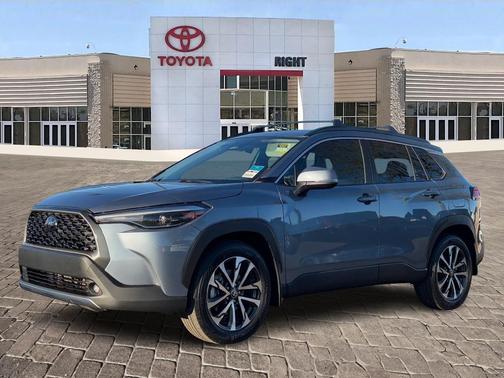 2024 Toyota Corolla Cross XLE