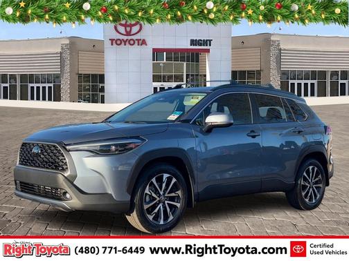 2024 Toyota Corolla Cross XLE