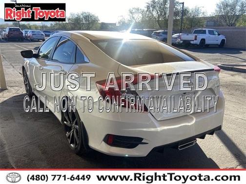 Photo 5 of 8 of 2019 Honda Civic Sport
