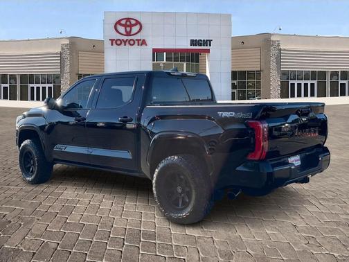 2024 Toyota Tundra Platinum